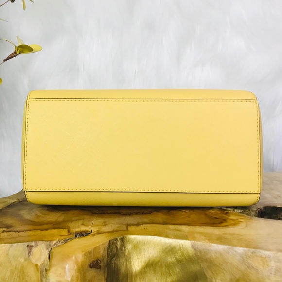 Michael Kors Ciara Medium Messenger Satchel - Picture 5 of 8